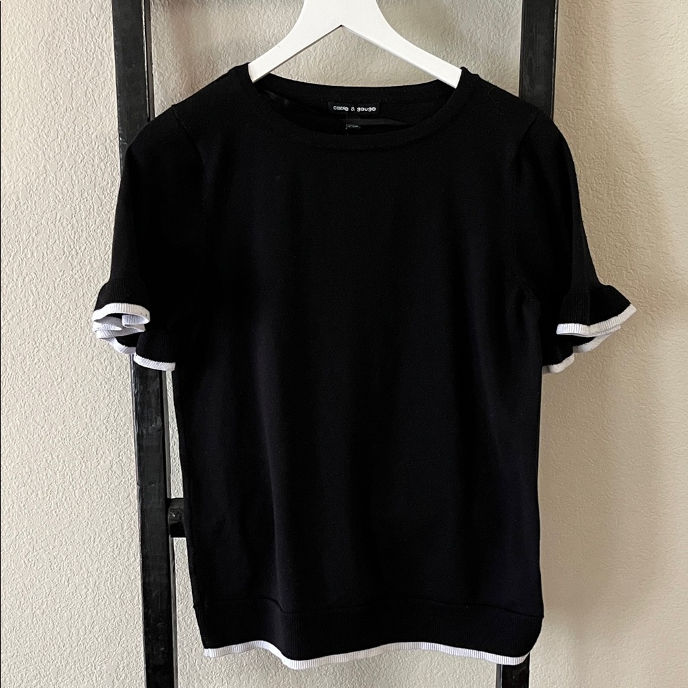 Cable & Gauge Black Knit Top